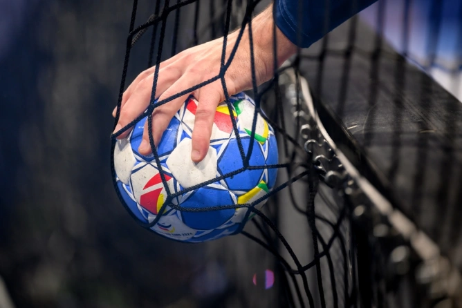 main event image